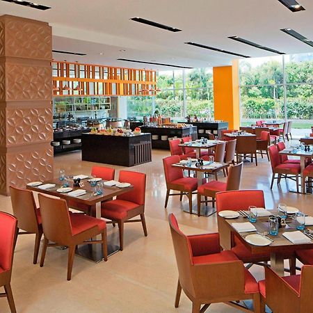Hotel Fairfield By Marriott Lucknow Exterior foto