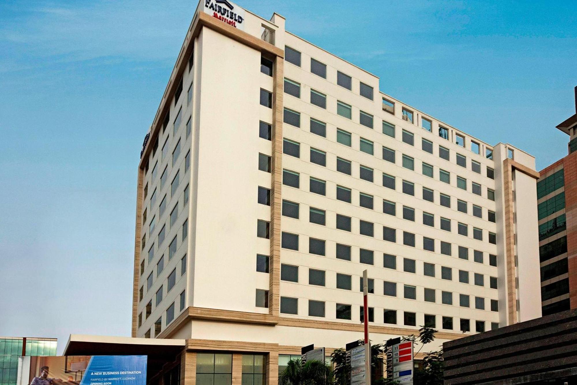 Hotel Fairfield By Marriott Lucknow Exterior foto