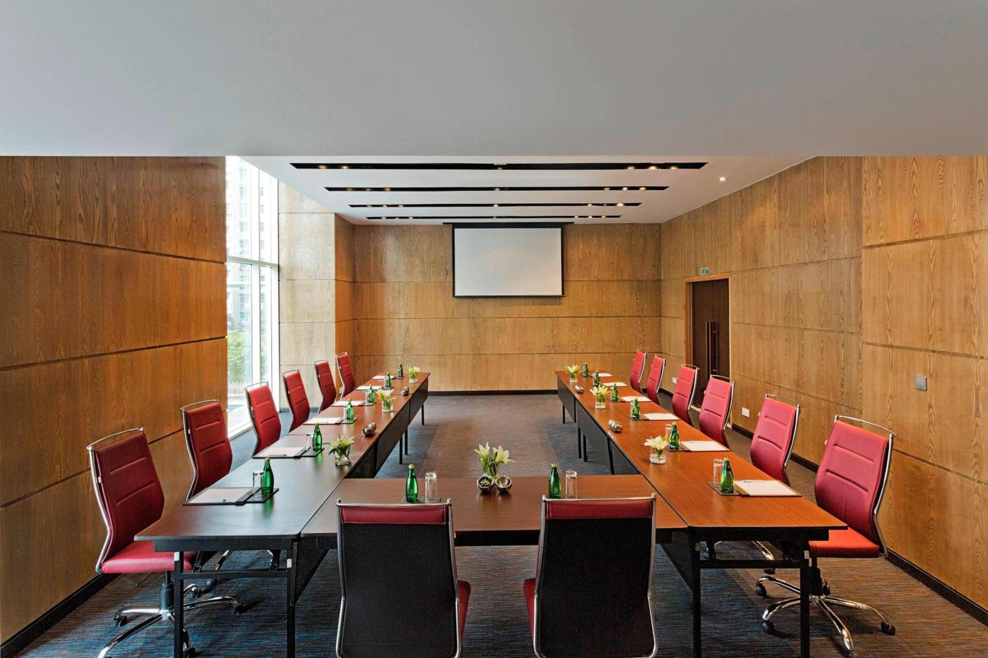 Hotel Fairfield By Marriott Lucknow Exterior foto