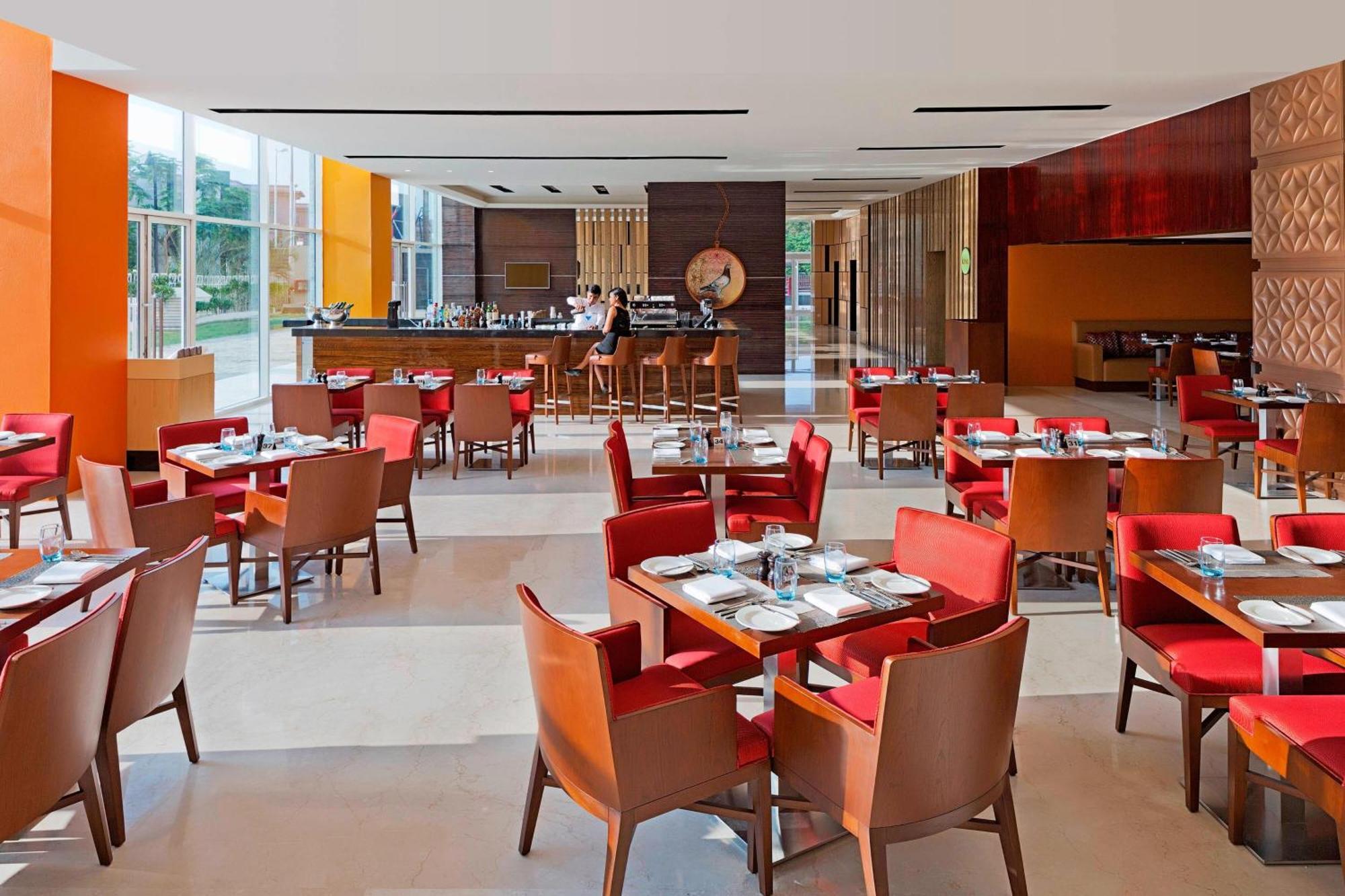 Hotel Fairfield By Marriott Lucknow Exterior foto